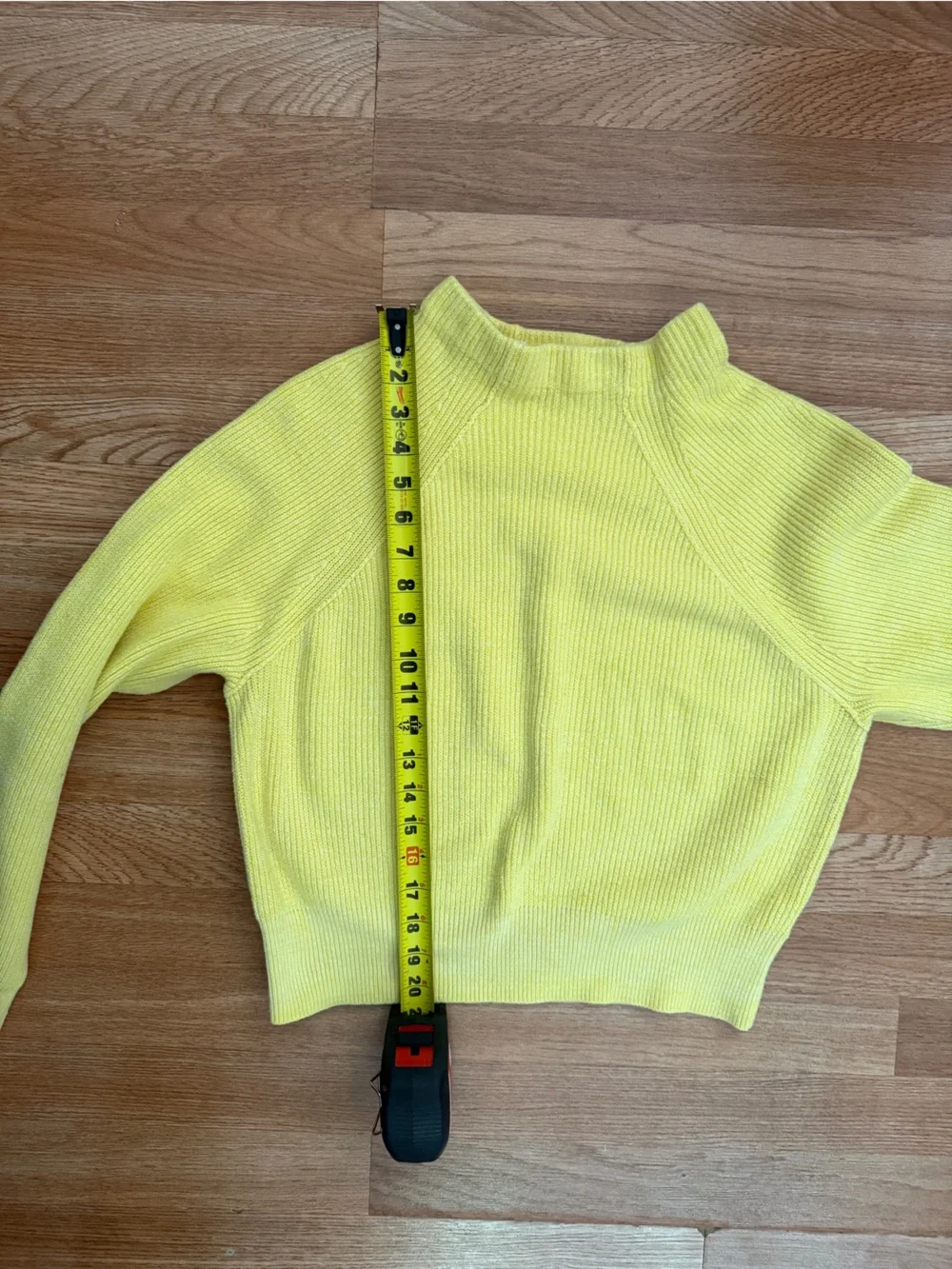 Free People Lemon Pop To Good Sweater Sz Small